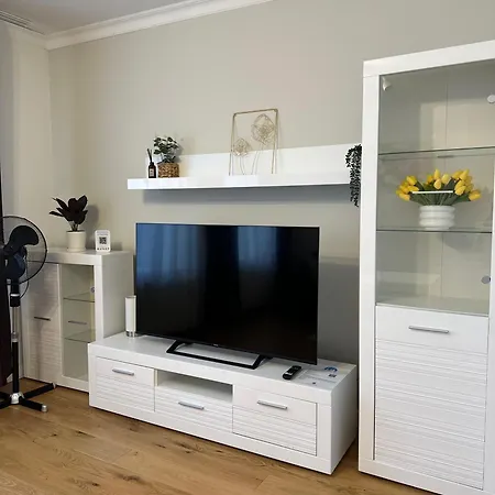 One Bedroom Promenade